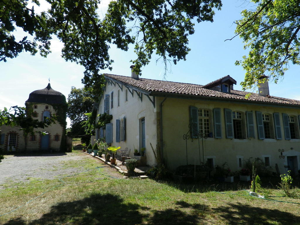 Chambres Et Table D'Hotes Manoir Capcazal De Pachiou Mimbaste Eksteriør billede